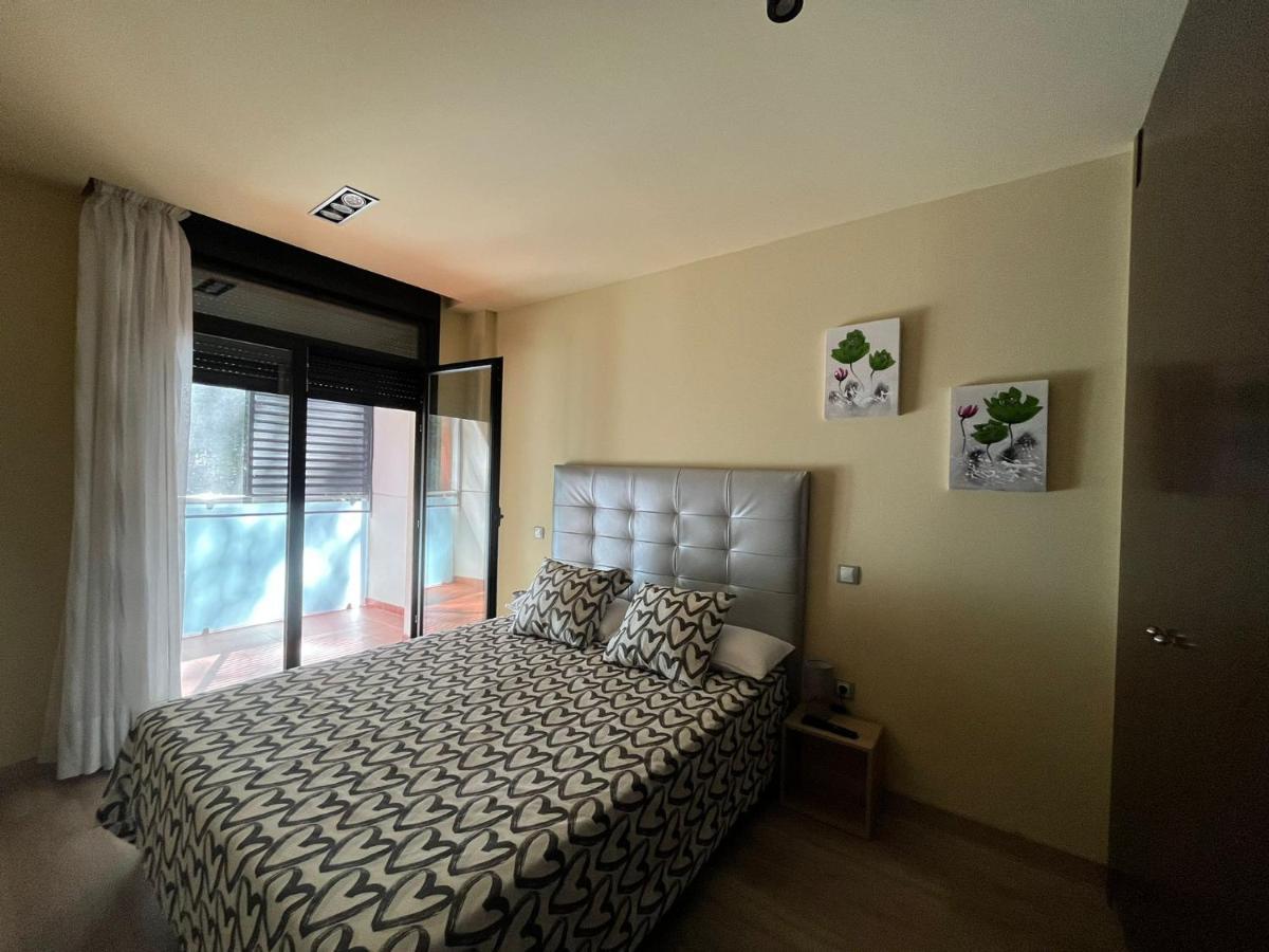Apartamento Vida Аренас де Сан Педро Екстериор снимка