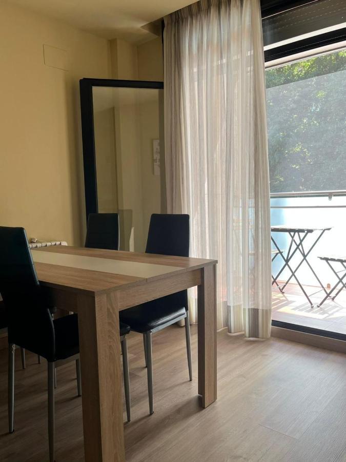 Apartamento Vida Аренас де Сан Педро Екстериор снимка