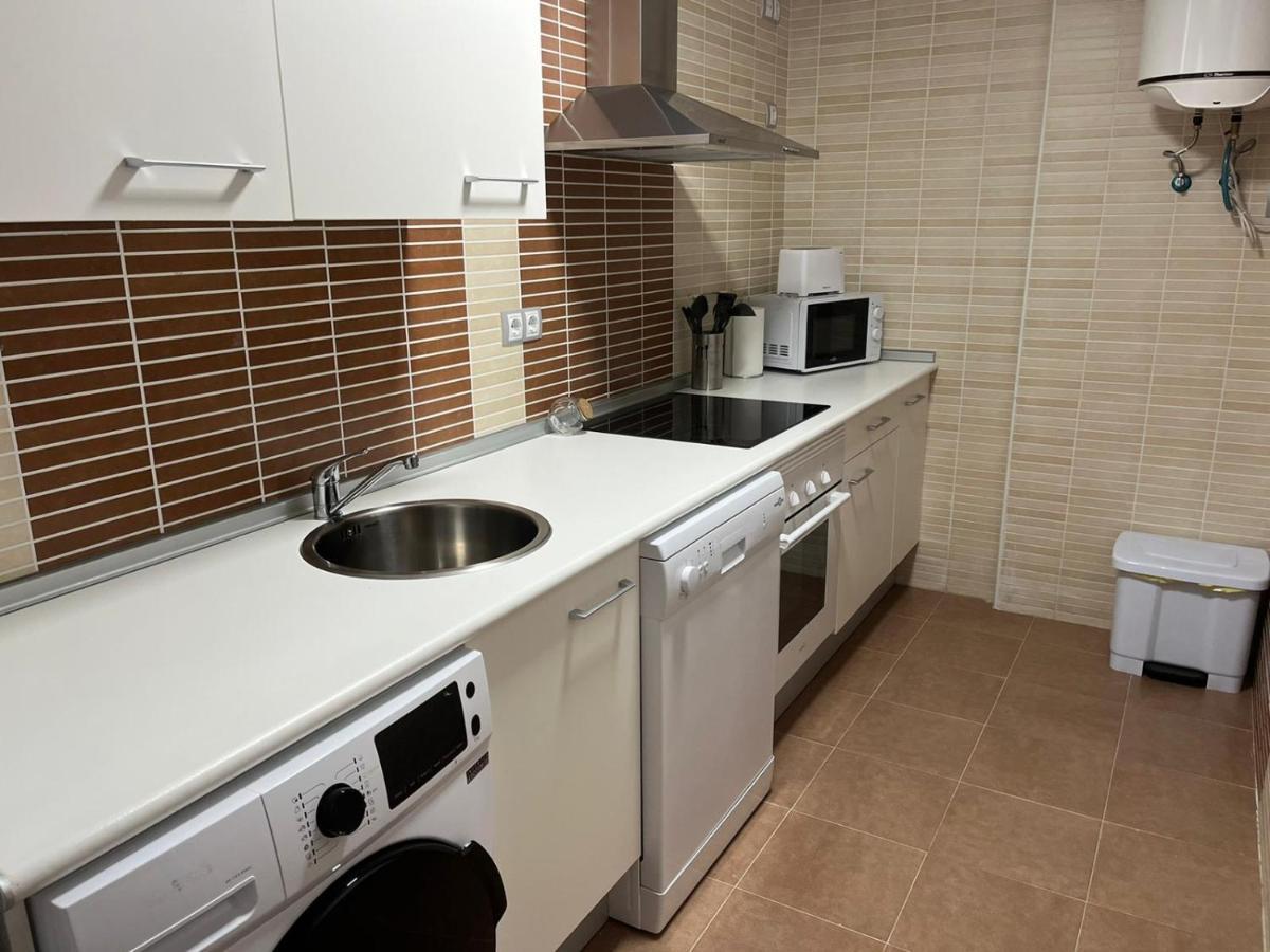 Apartamento Vida Аренас де Сан Педро Екстериор снимка