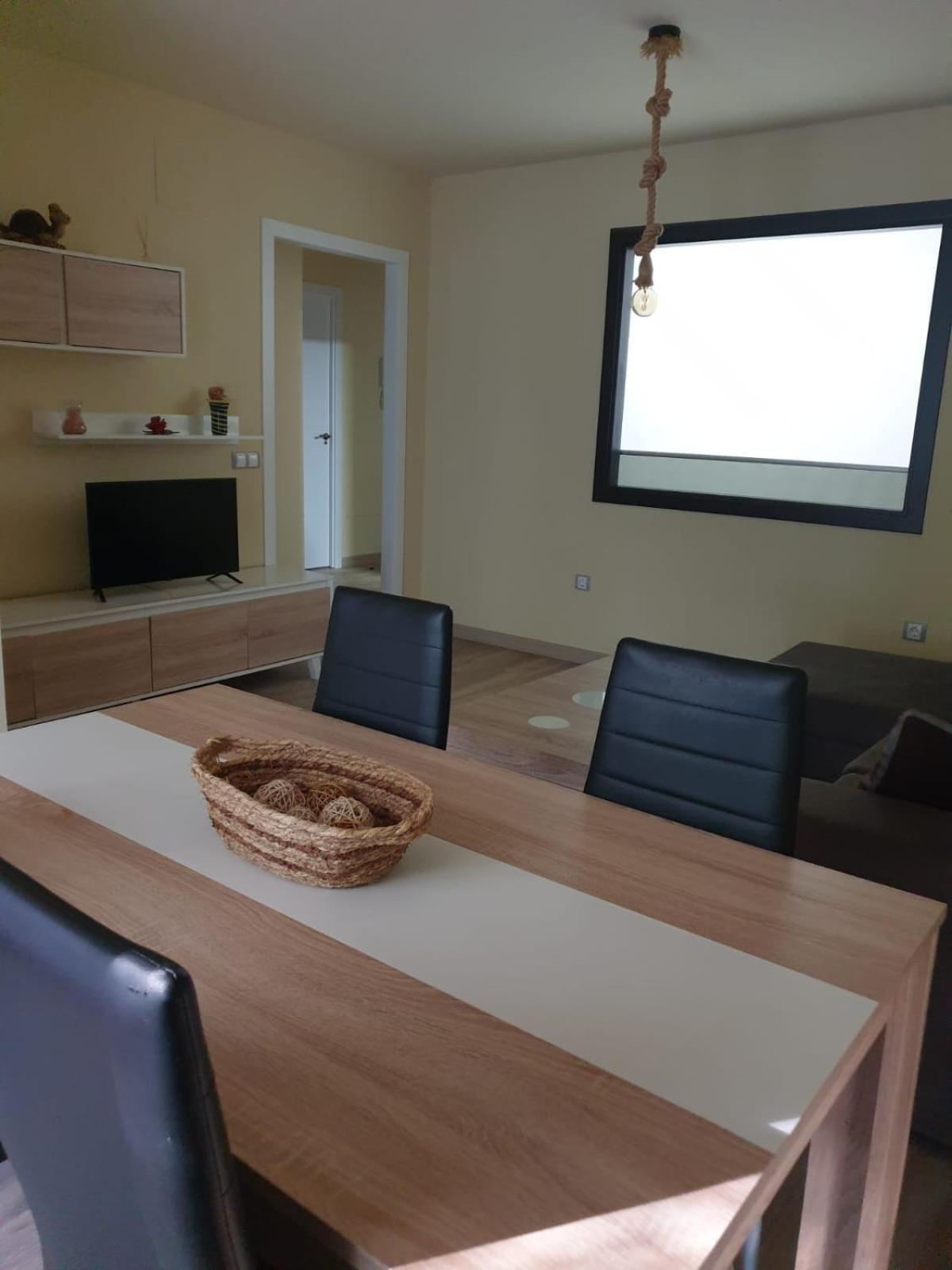 Apartamento Vida Аренас де Сан Педро Екстериор снимка