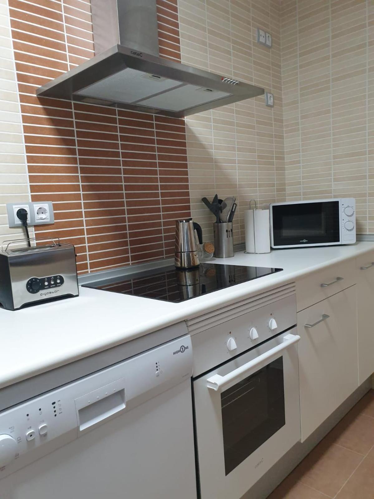Apartamento Vida Аренас де Сан Педро Екстериор снимка